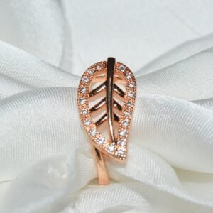 Bohemian Chic: Palm Leaf Shape Finger Ring